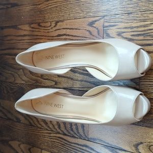 Nine West , 8.5 M nude color peep toe heel